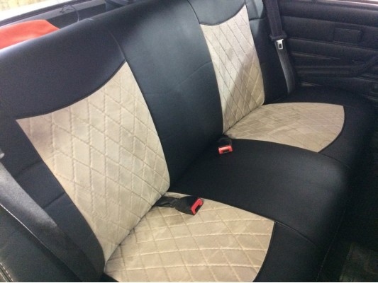 Авточехлы на Lada ВАЗ 2105 Авточехлы на Lada ВАЗ 2105