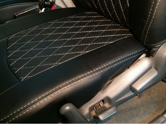 Авточехлы на Mitsubishi Pajero Sport Авточехлы на Mitsubishi Pajero Sport